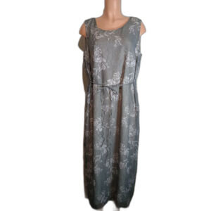 Maggie McNaughton Elegant Gray Floral Dress Size 1X